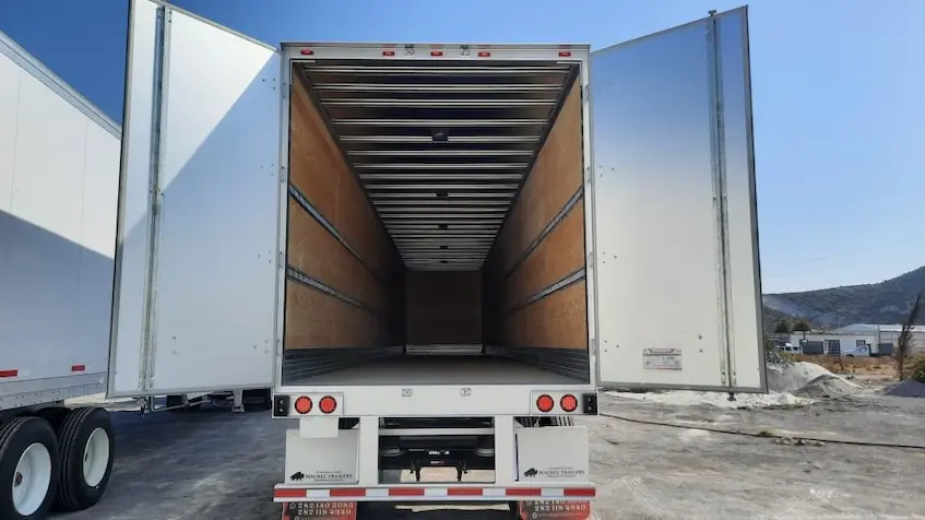 Tráiler de Caja Seca